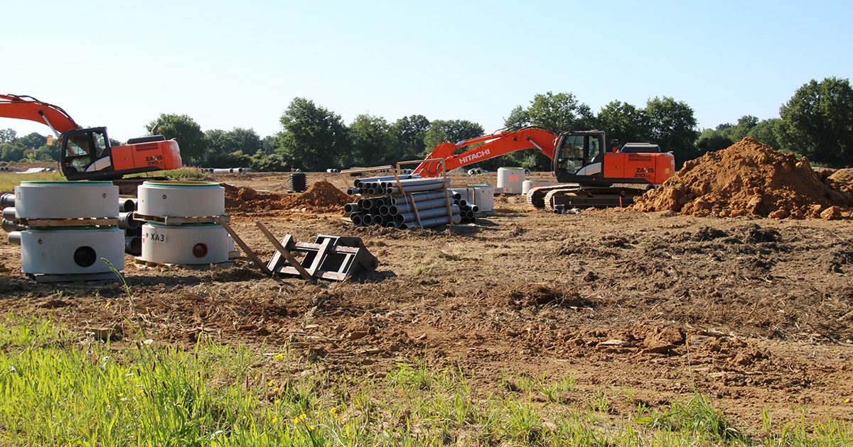 Photo : lancement des travaux de viabilisation de la 2e tranche du lotissement Les Amphores