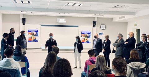 Photo : visite de Sarah El Haïry au Lycée Léonard de Vinci, Montaigu-Vendée