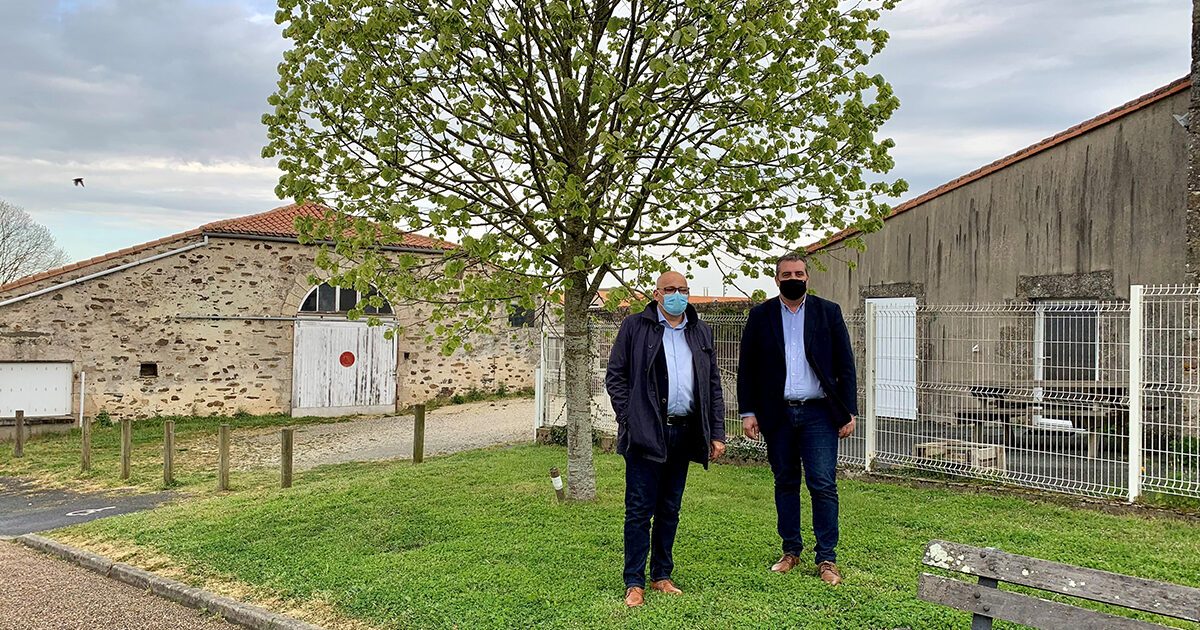 Florent Limouzin, maire de Montaigu-Vendée et Eric Hervouet, maire délégué de Saint-Georges-de-Montaigu