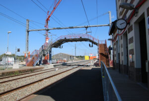 Gare de Montaigu-Vendée avec passerelle - aout 2021