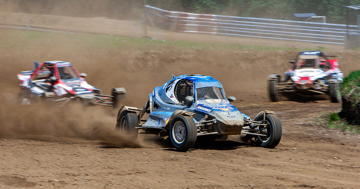 Photo : autocross Saint-Georges-de-Montaigu juillet 2021