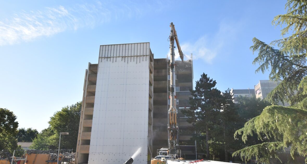 Deconstruction Tour de l'Aurore Montaigu-Vendée - Juillet 2022