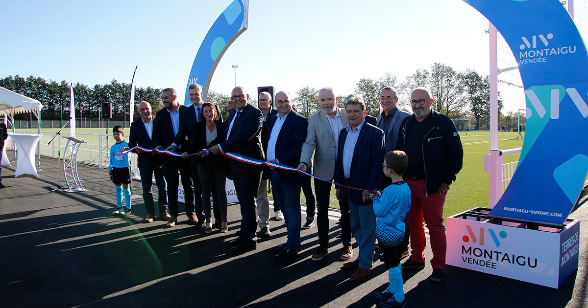 Inauguration du terrain synthétique 100% recyclé au pôle sportif Maxime Bossis - Montaigu-Vendée